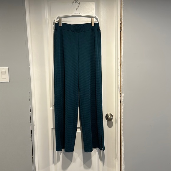 NWT- DG2, Downtime Ottoman, Pull-On, Ponte Lounge, Pants. - Picture 1 of 7